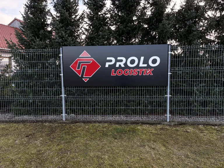 Prolo Logistik Żary szyld pylon Podświetlany